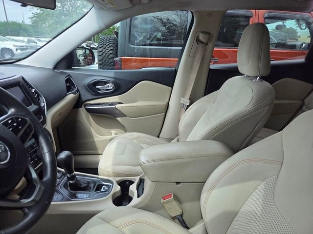 2019 Jeep Cherokee Latitude