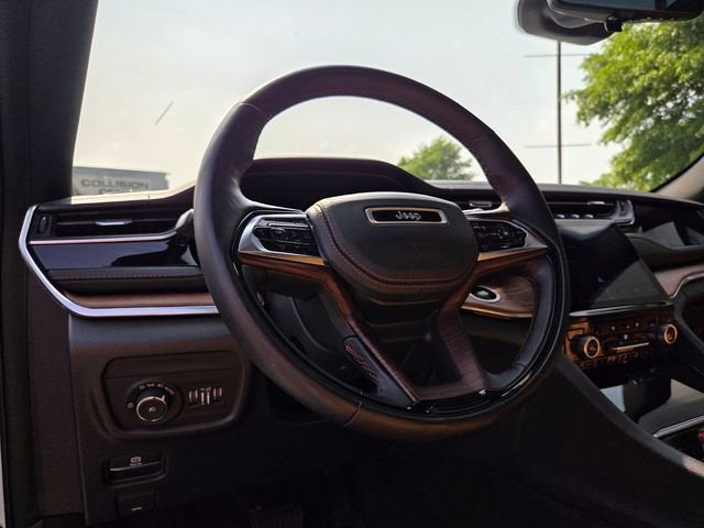 2022 Jeep Grand Cherokee L Summit