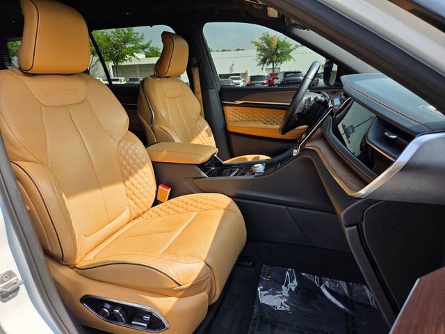 2022 Jeep Grand Cherokee L Summit