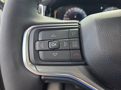 2023 Jeep Wagoneer Base