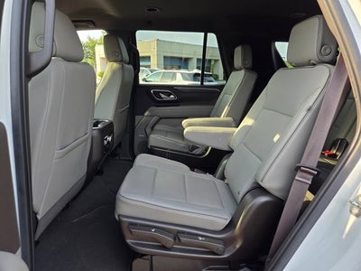 2022 GMC Yukon SLT