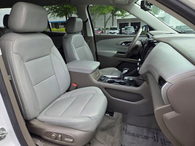 2021 Chevrolet Traverse LT Leather