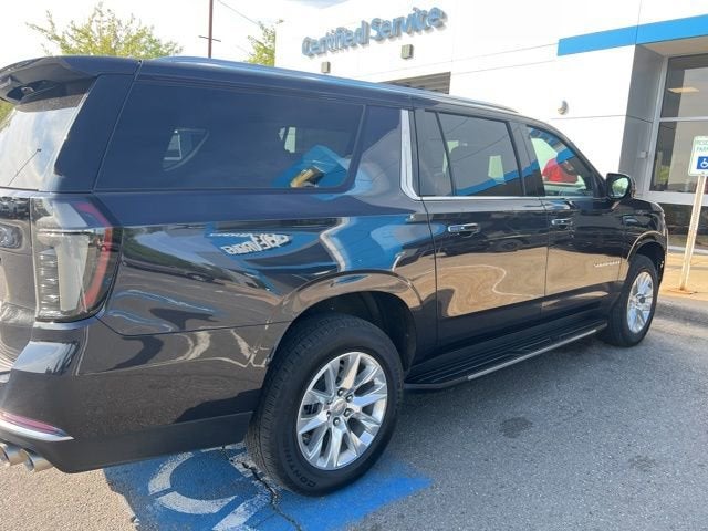 2025 Chevrolet Suburban Premier