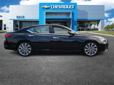 2023 Nissan Altima 2.5 SL