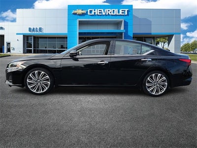 2023 Nissan Altima 2.5 SL