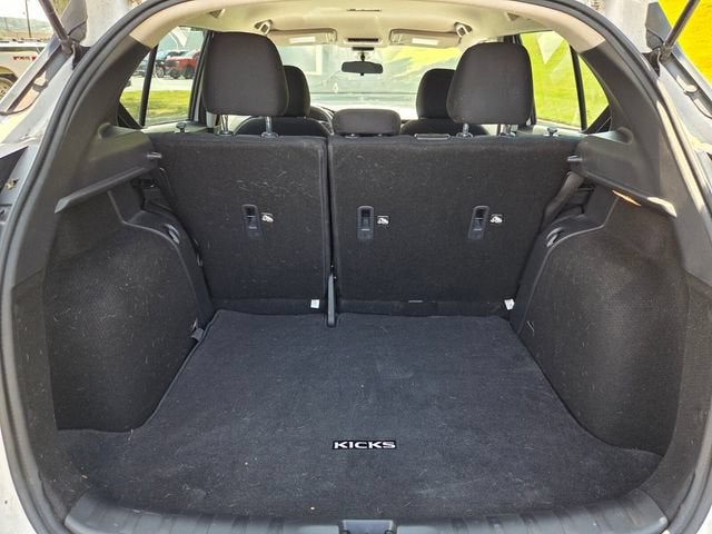 2024 Nissan Kicks S