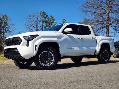 2024 Toyota Tacoma 4WD SR5