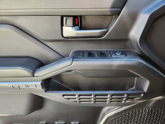 2024 Toyota Tacoma 4WD SR5