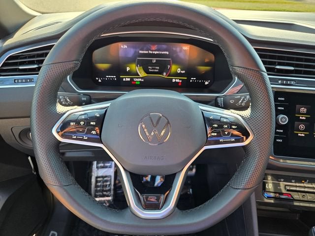 2024 Volkswagen Tiguan SE R-Line Black