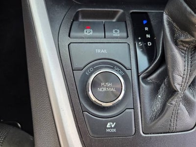 2022 Toyota RAV4 Hybrid LE
