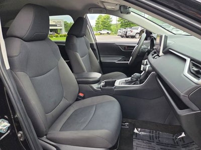 2023 Toyota RAV4 Hybrid LE