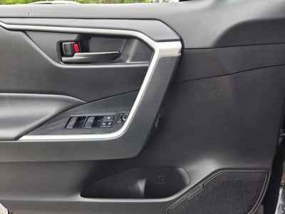 2023 Toyota RAV4 Hybrid LE