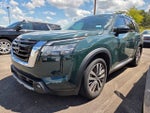 2022 Nissan Pathfinder Platinum