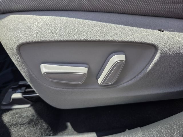 2021 Toyota Highlander Hybrid LE