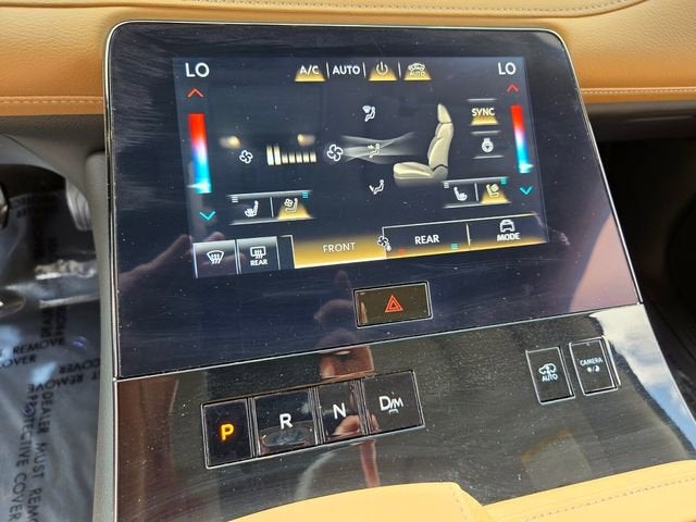 2025 INFINITI QX80 LUXE