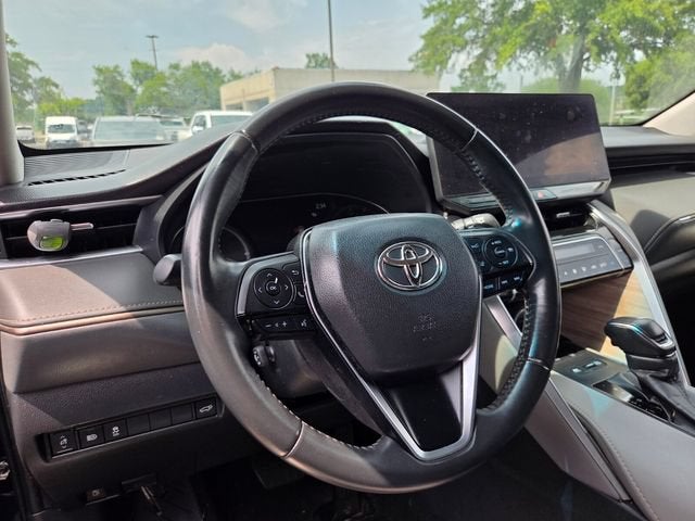 2024 Toyota Venza LE