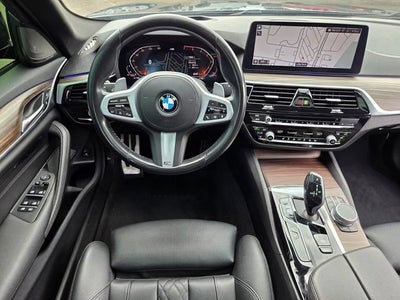 2021 BMW 5 Series 530i