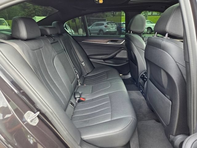 2021 BMW 5 Series 530i
