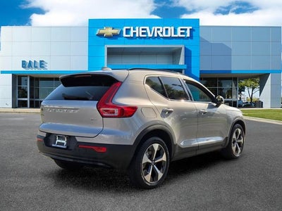 2023 Volvo XC40 Ultimate Dark Theme