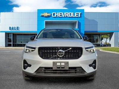 2023 Volvo XC40 Ultimate Dark Theme