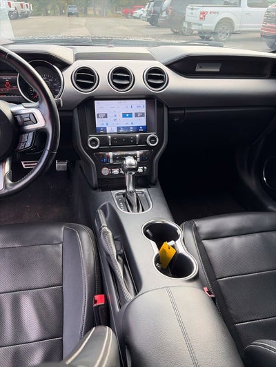 2022 Ford Mustang EcoBoost