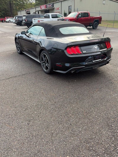 2022 Ford Mustang EcoBoost