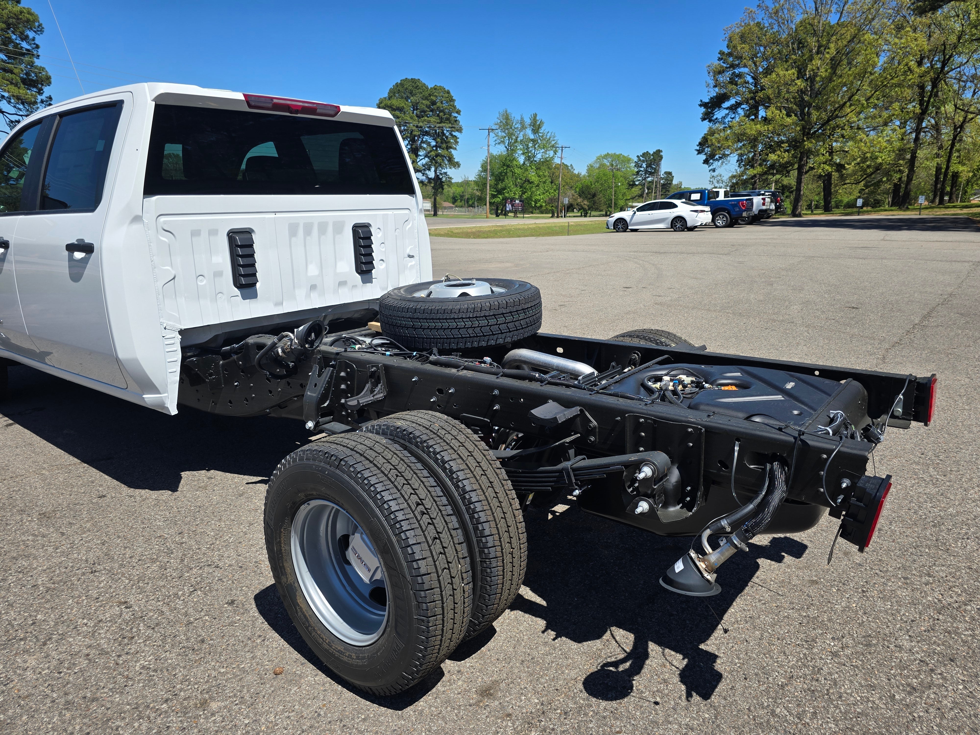 2026 GMC Sierra 3500 HD Chassis Cab Pro