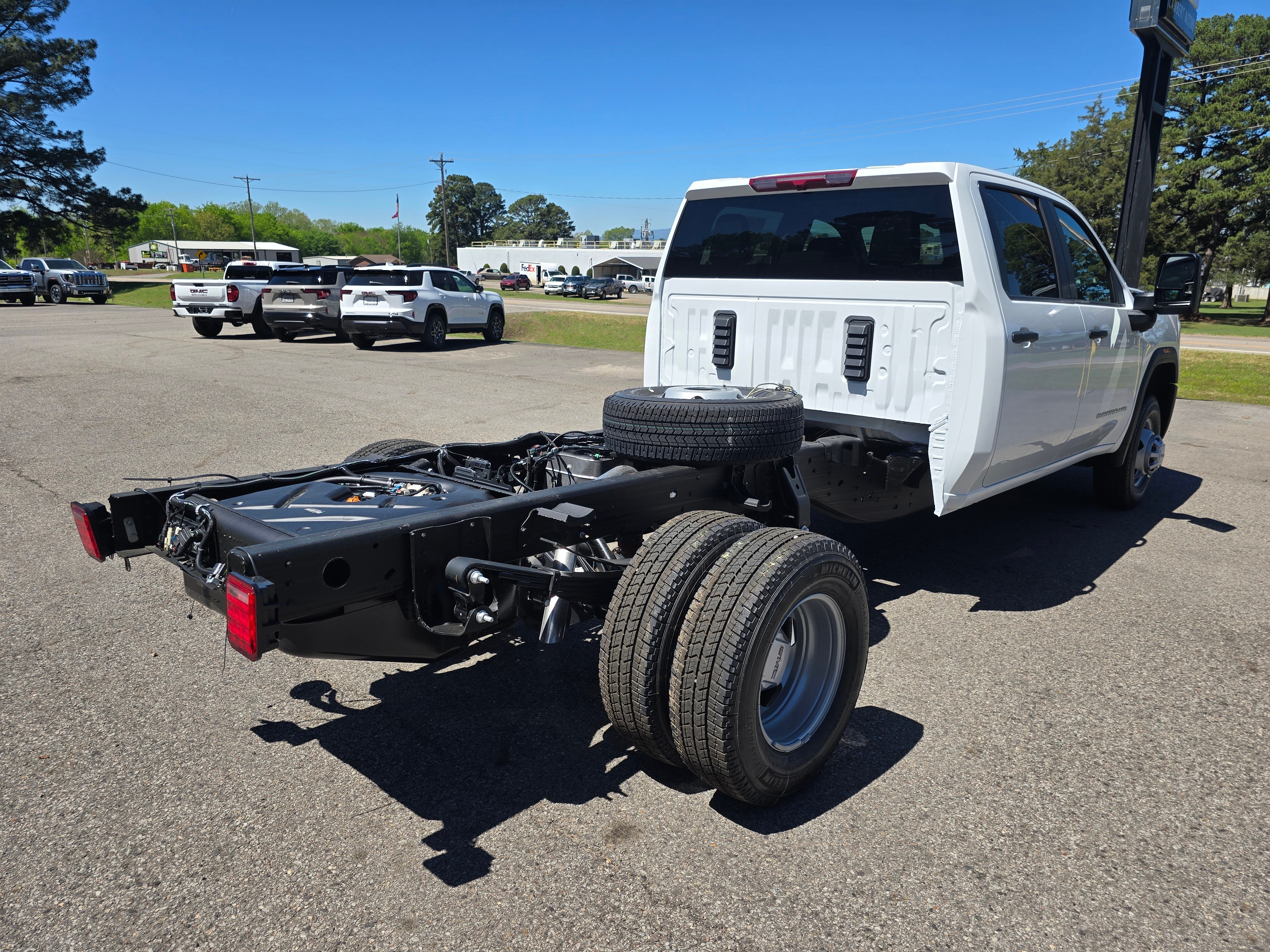 2026 GMC Sierra 3500 HD Chassis Cab Pro