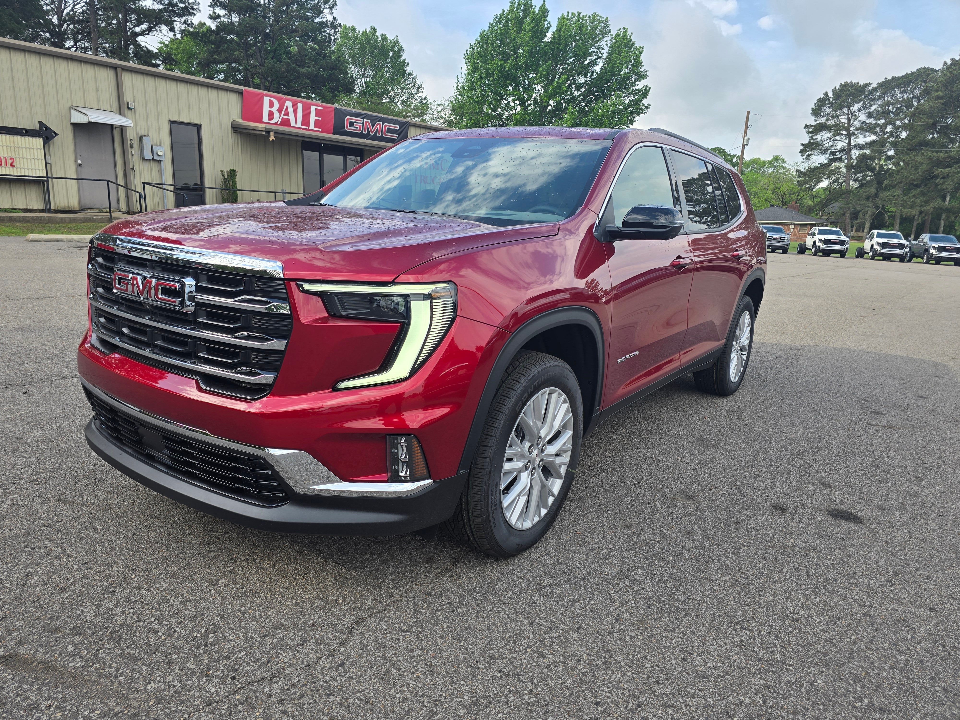 2026 GMC Acadia Elevation