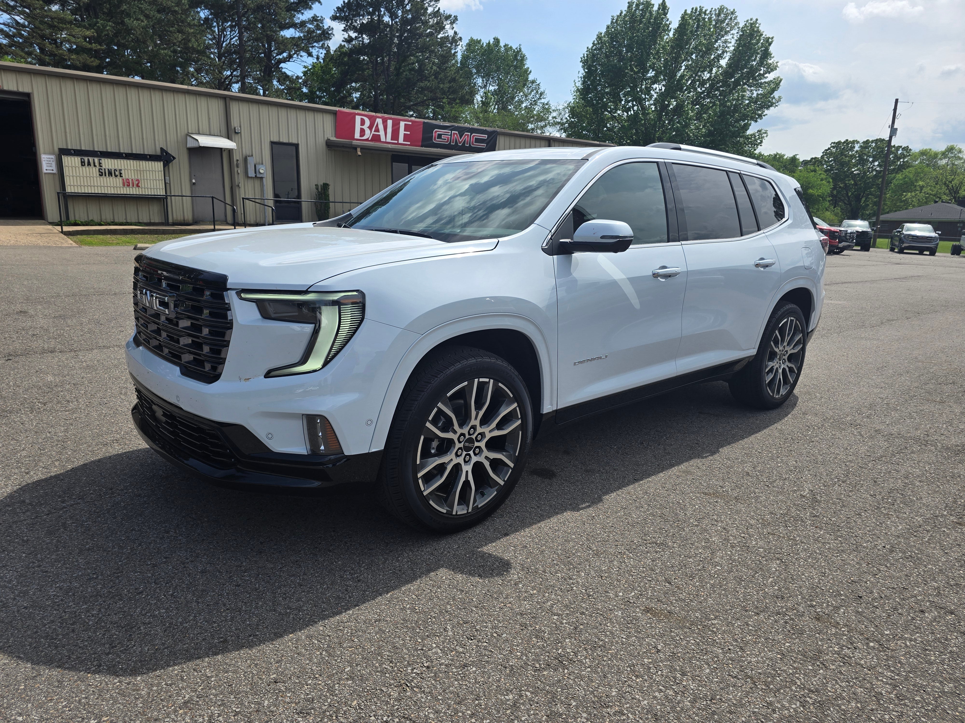 2026 GMC Acadia Denali Ultimate