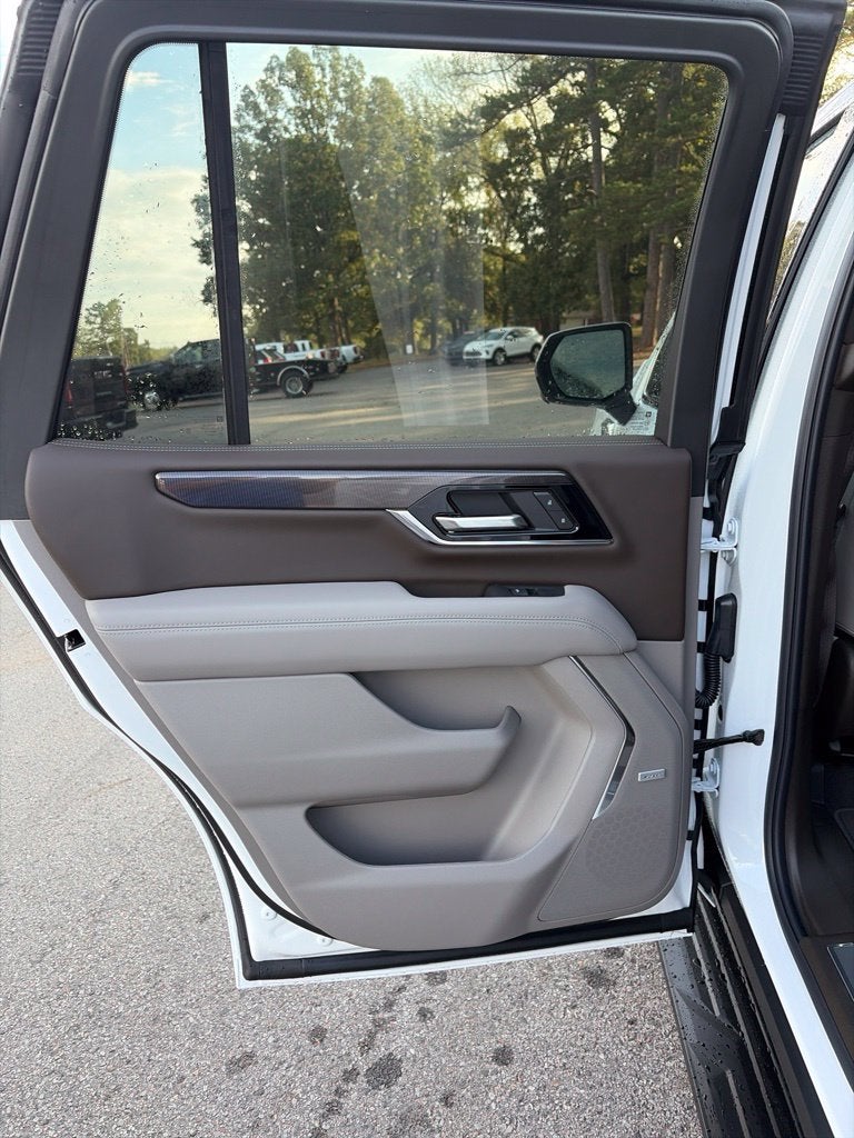 2027 GMC Yukon Elevation