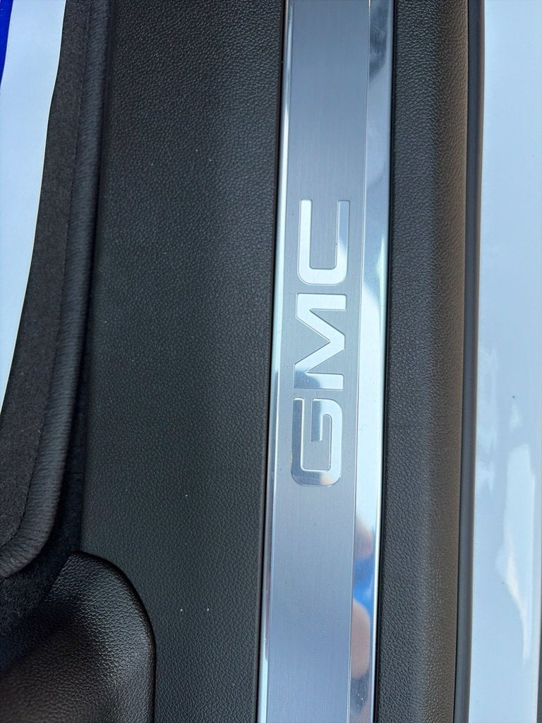 2027 GMC Yukon Elevation