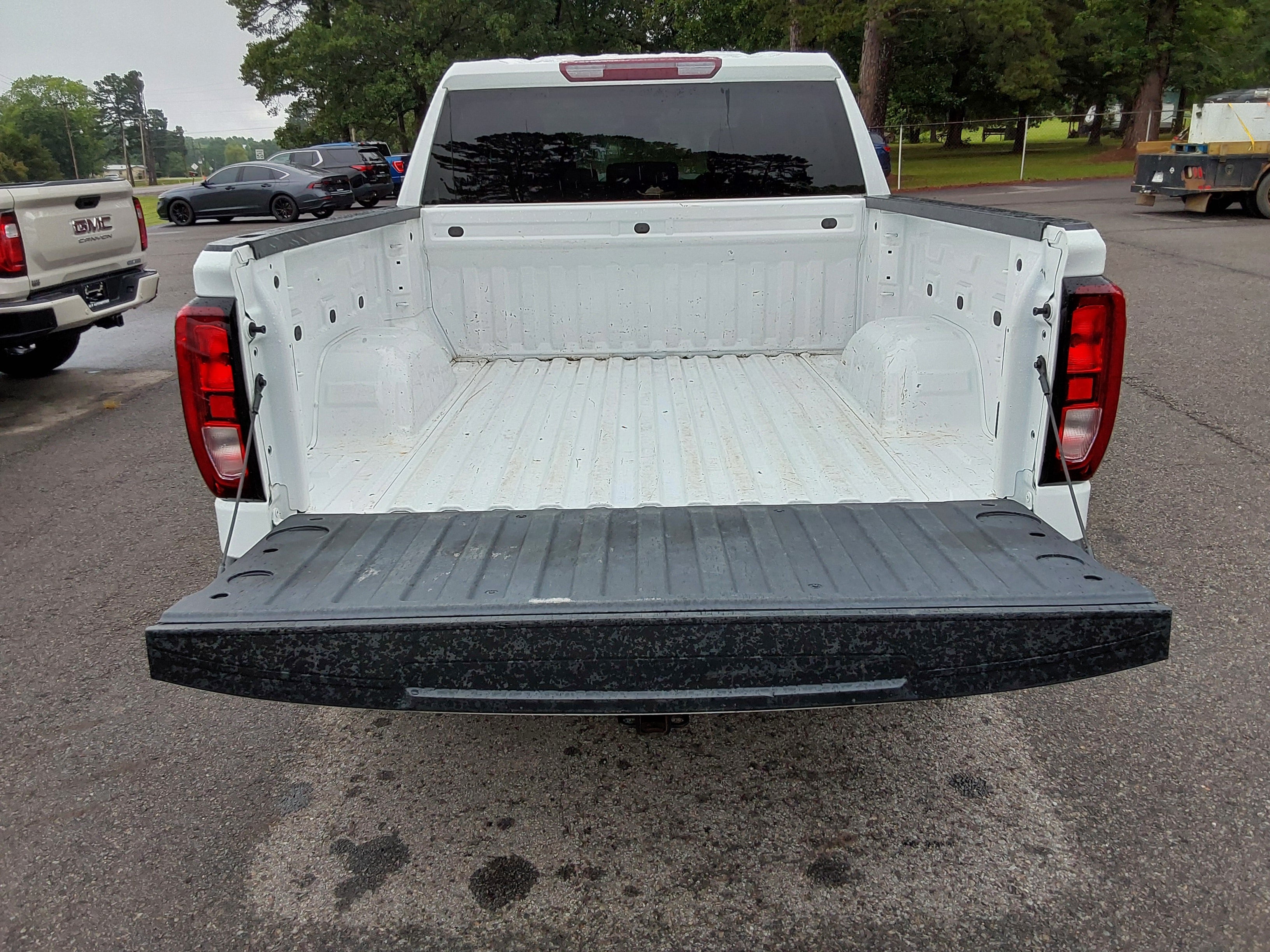 2023 GMC Sierra 1500 Pro