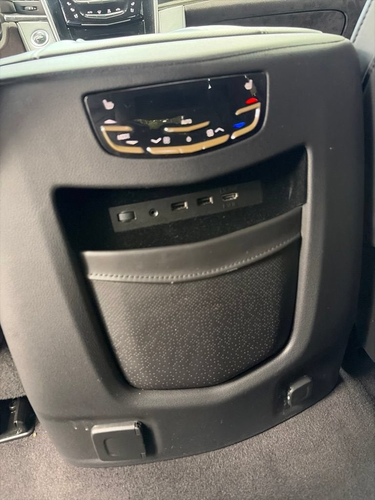 2020 Cadillac Escalade Platinum