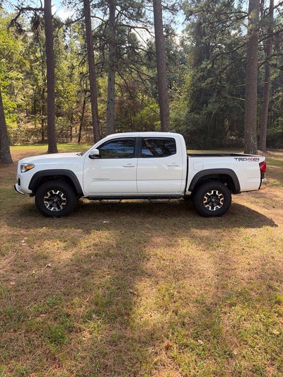 2018 Toyota Tacoma SR
