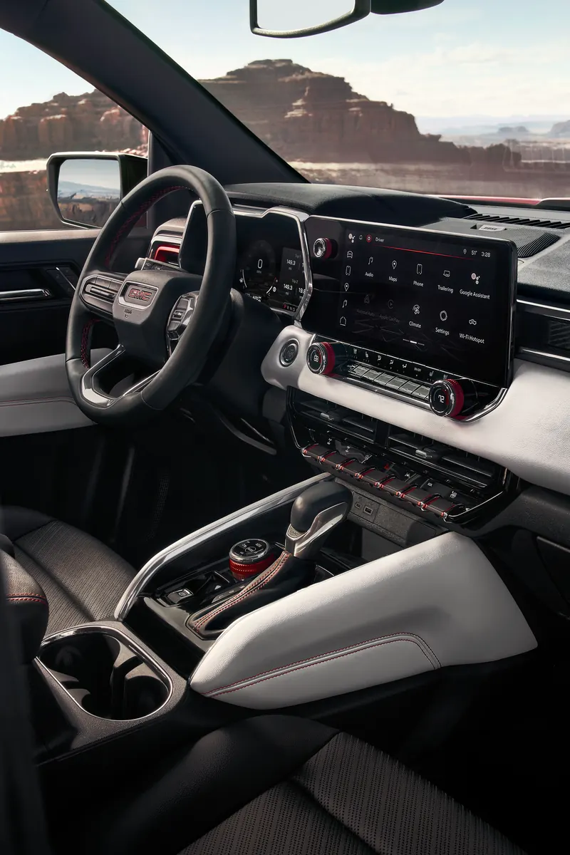 2026 GMC Canyon infotainment system at Bale GMC in Danville AR